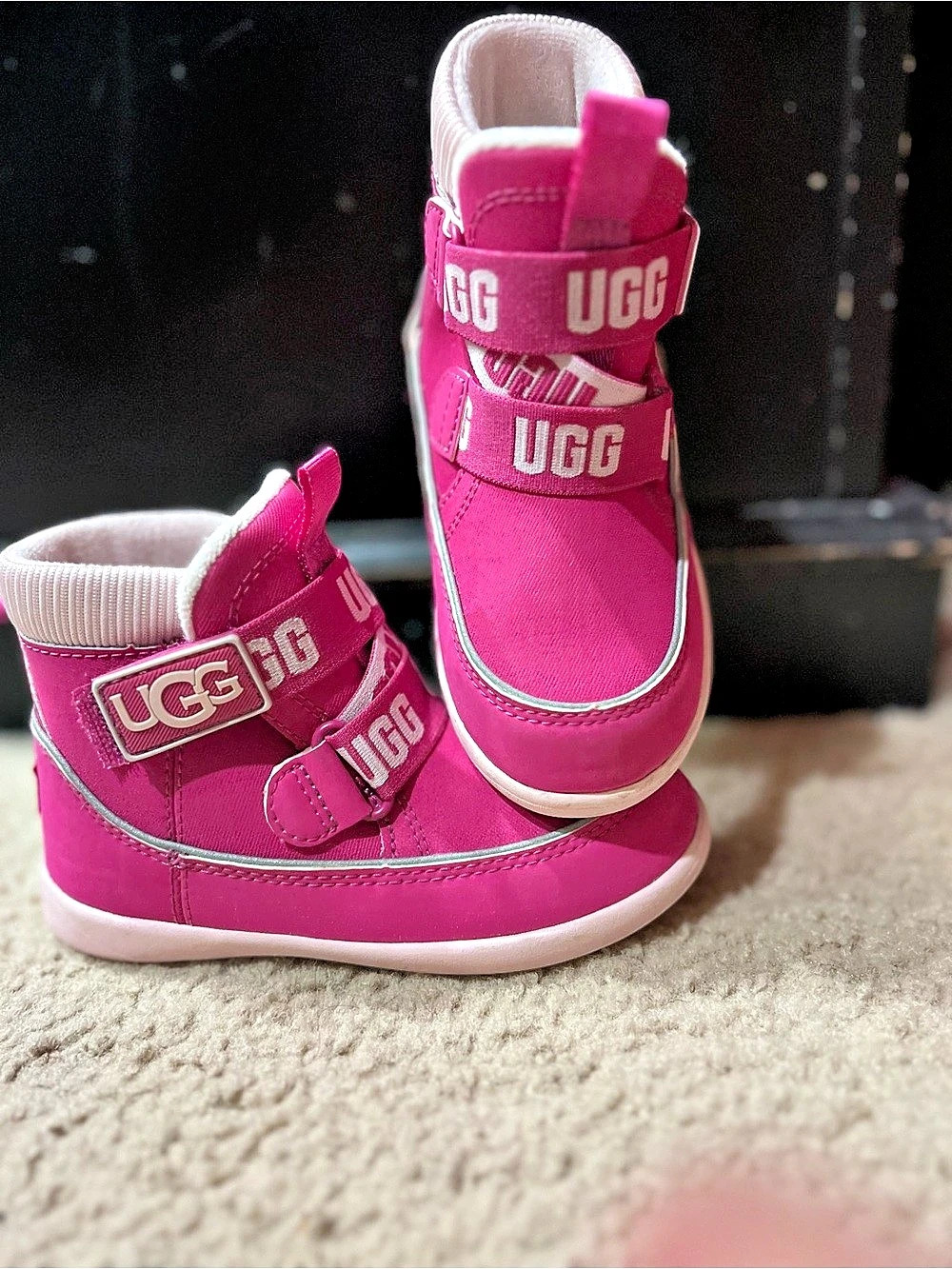 UGG Kids Tabor Waterproof Winter Snow Boots Fuchsia Pink - Size 9 Toddler